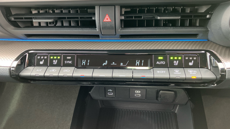 Toyota Prius 2.0 PHEV Design 5dr CVT Hatchback